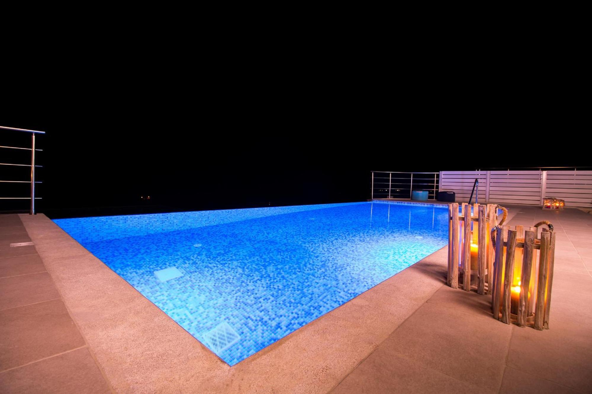 Francis&gregorys Luxury Villa Afantou