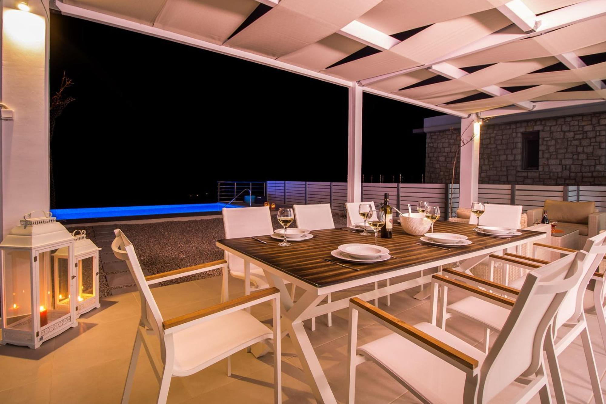 Francis&gregorys Luxury Villa Afantou